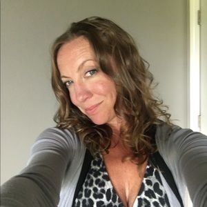 Meet your Posher, Carrie